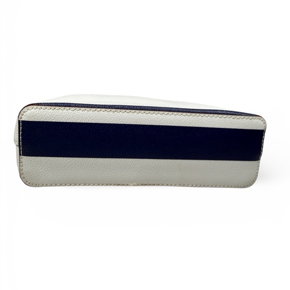 Kate Spade New York Wellesley Printed Hanna Crossbody Bag - Picture 4 of 12